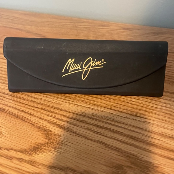 Maui Jim Sunglasses - Picture 4 of 4
